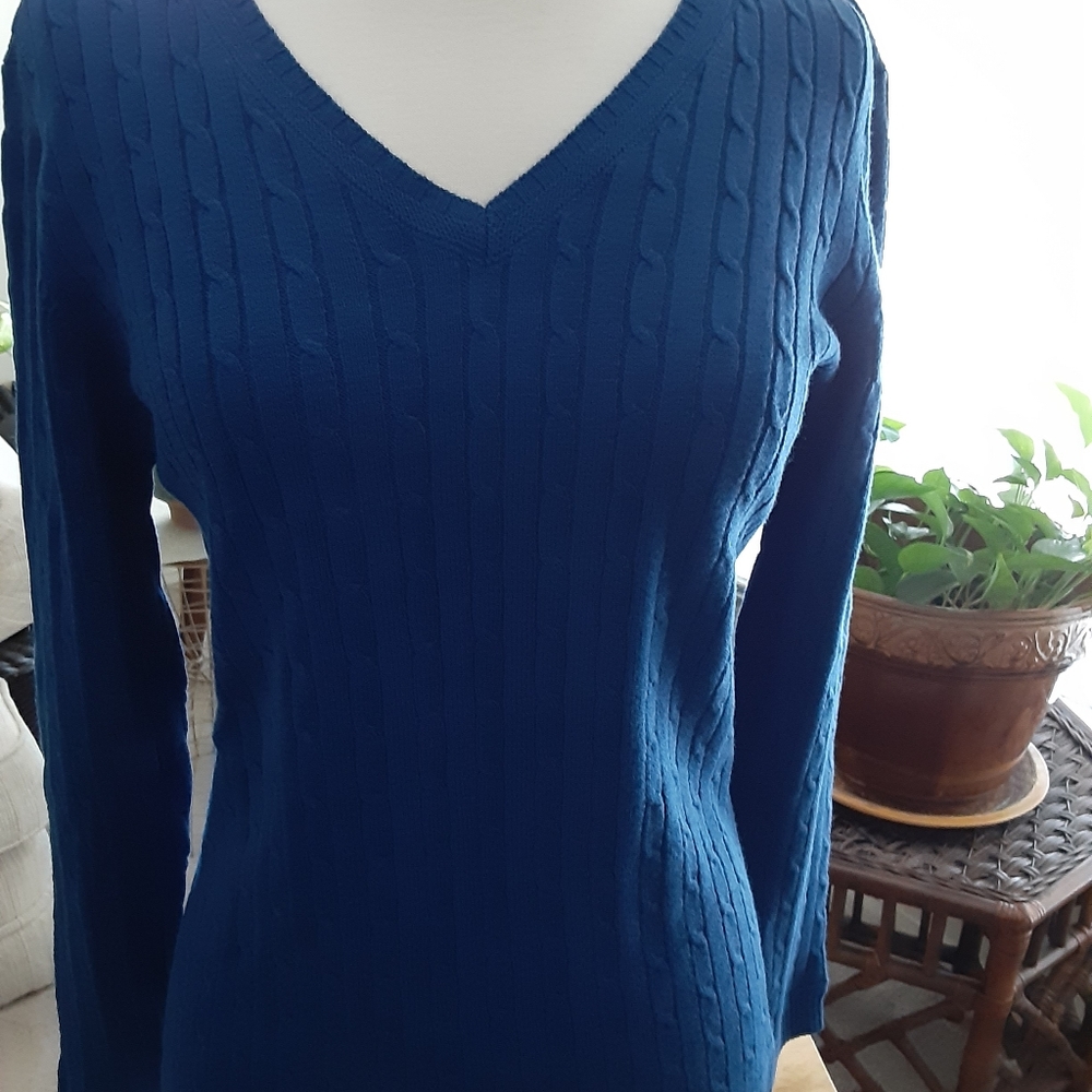 Classic Sweater-Royal Blue Size L